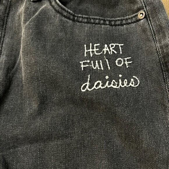 GEMMA Rae Junior's Jeans 90's Straight High Rise Black Distressed - Picture 2 of 6